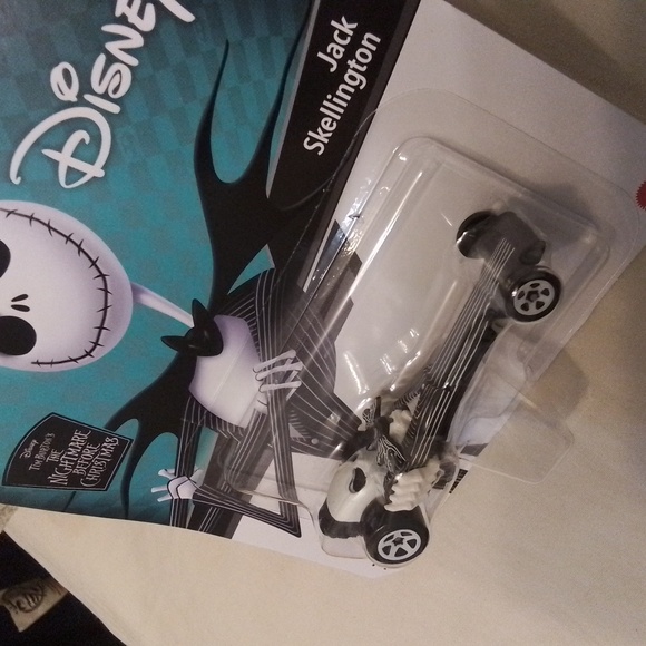 Disney Hot Wheels - Picture 2 of 4